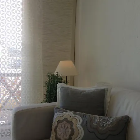 公寓 Sunny Cap View Terrace With Sea Views And Aircon *