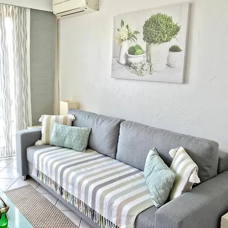 公寓 Sunny Cap View Terrace With Sea Views And Aircon *