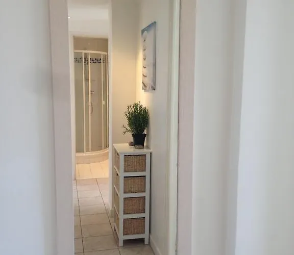 Sunny Cap View Terrace With Sea Views And Aircon *