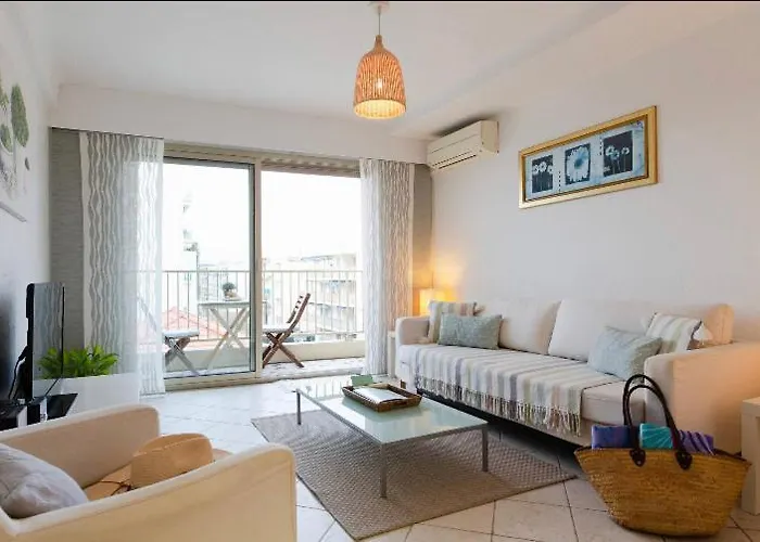 Sunny Cap View Terrace With Sea Views And Aircon * Antibes