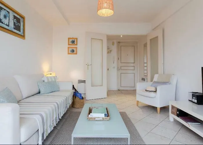 Sunny Cap View Terrace With Sea Views And Aircon *