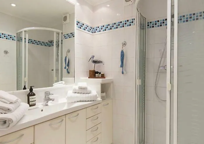 Sunny Cap View Terrace With Sea Views And Aircon Antibes